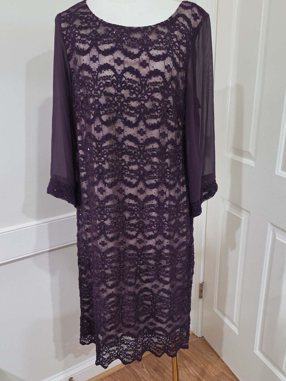 R&M Richards Purple Sequin Lace Overlay Chiffon Midi Dress - Size 14W